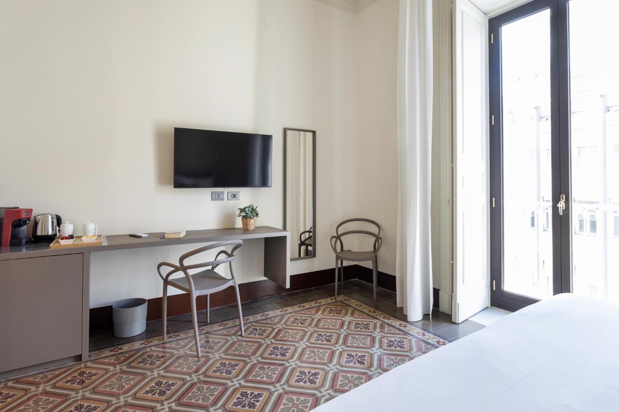 Palazzo Costarelli - Bed And Breakfast Катания Экстерьер фото