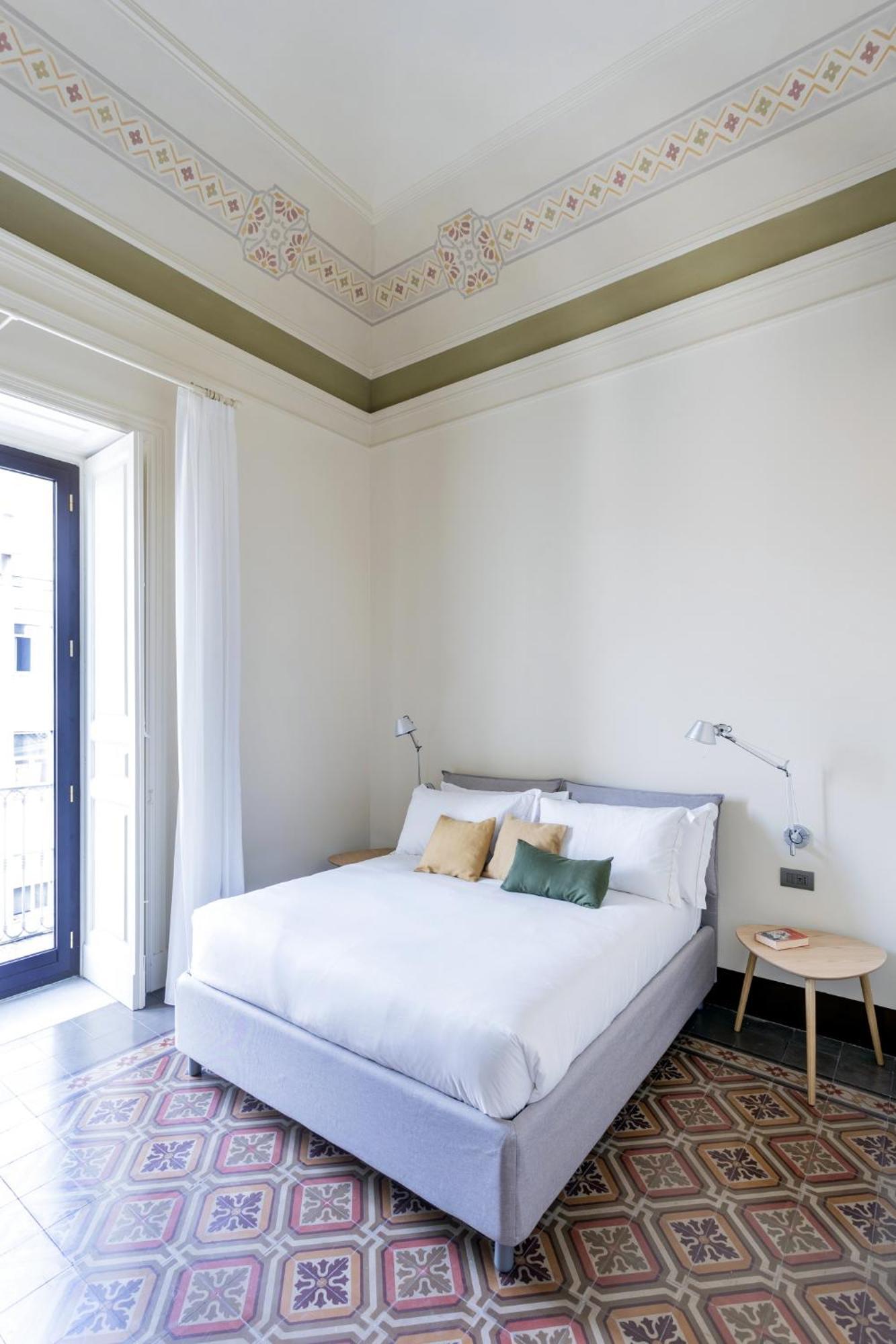 Palazzo Costarelli - Bed And Breakfast Катания Экстерьер фото