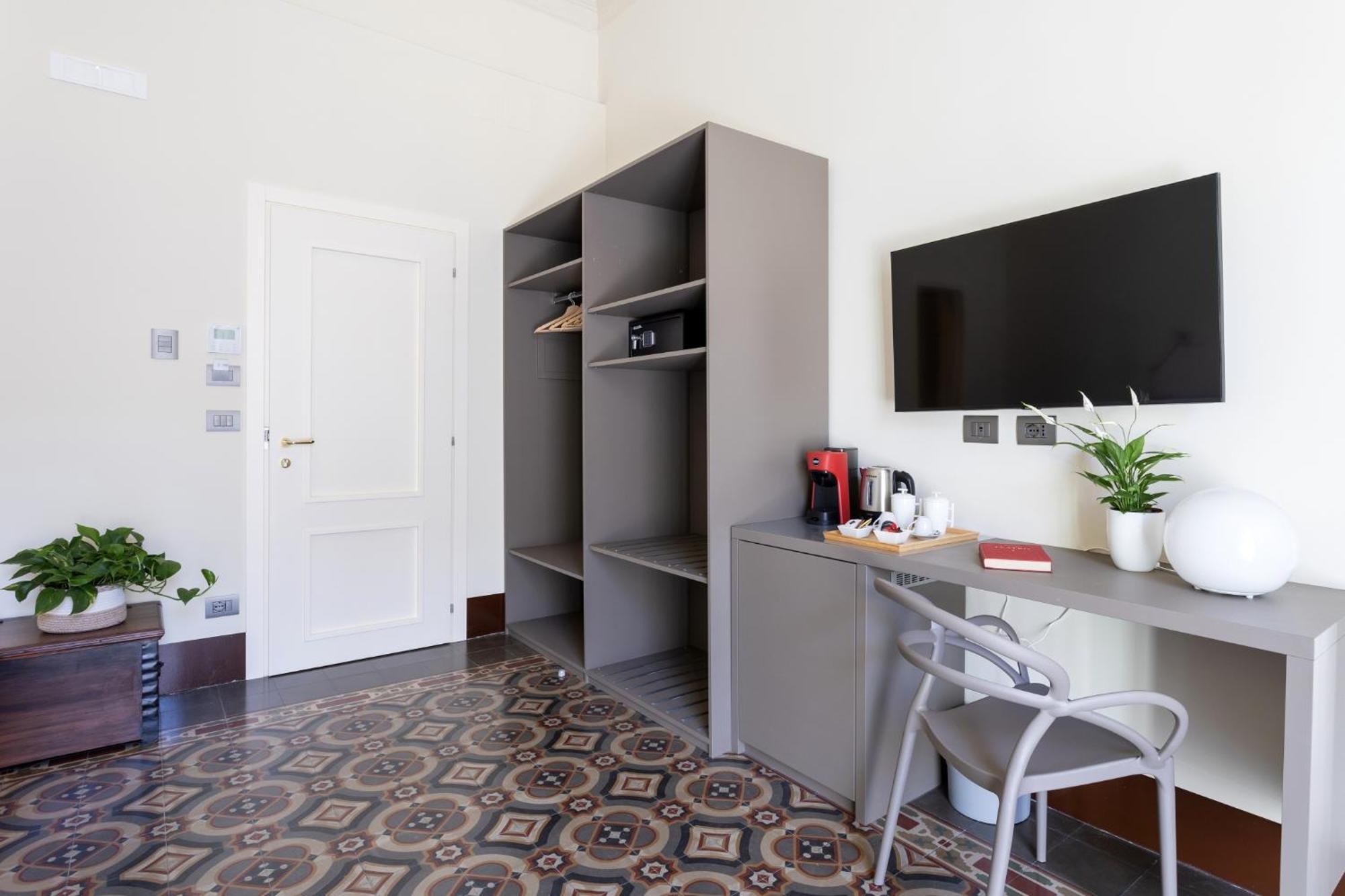 Palazzo Costarelli - Bed And Breakfast Катания Номер фото